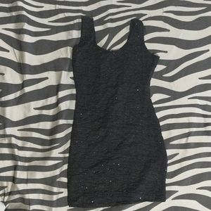 Little black dress w/shinny accent